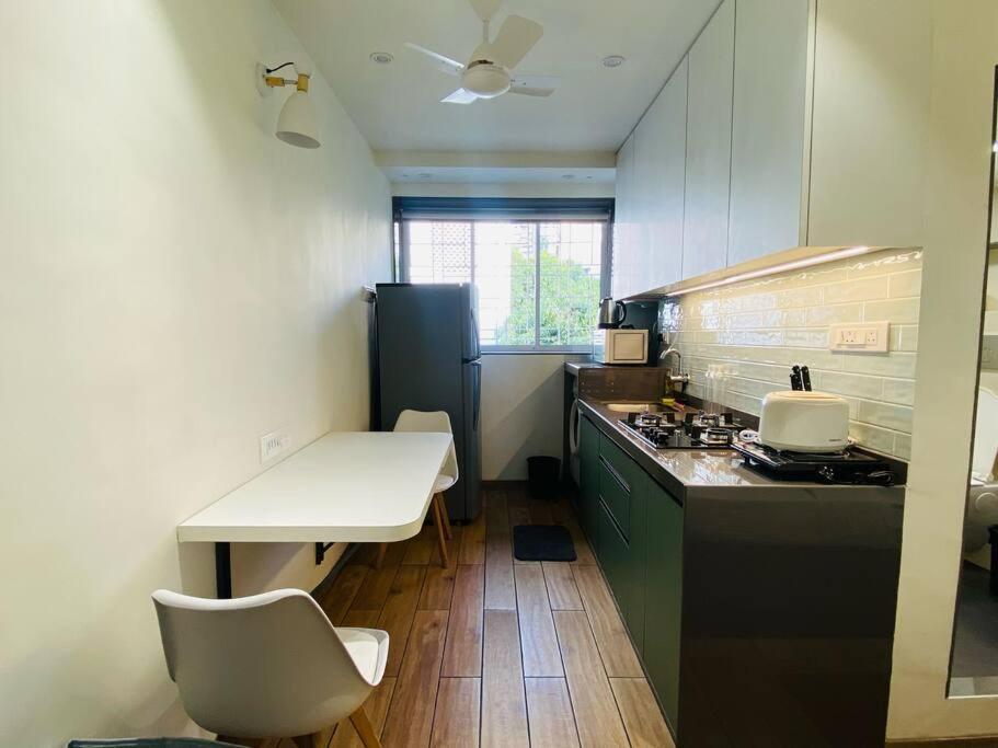 Mira Studio Bandra W By The Bombay Home Company Exterior photo